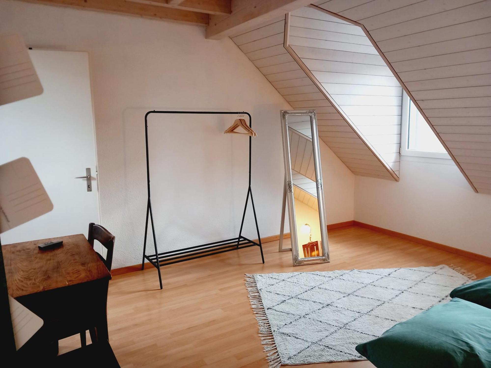 Gemuetliches Zimmer In Muntelier Nahe Am See Apartment Exterior photo